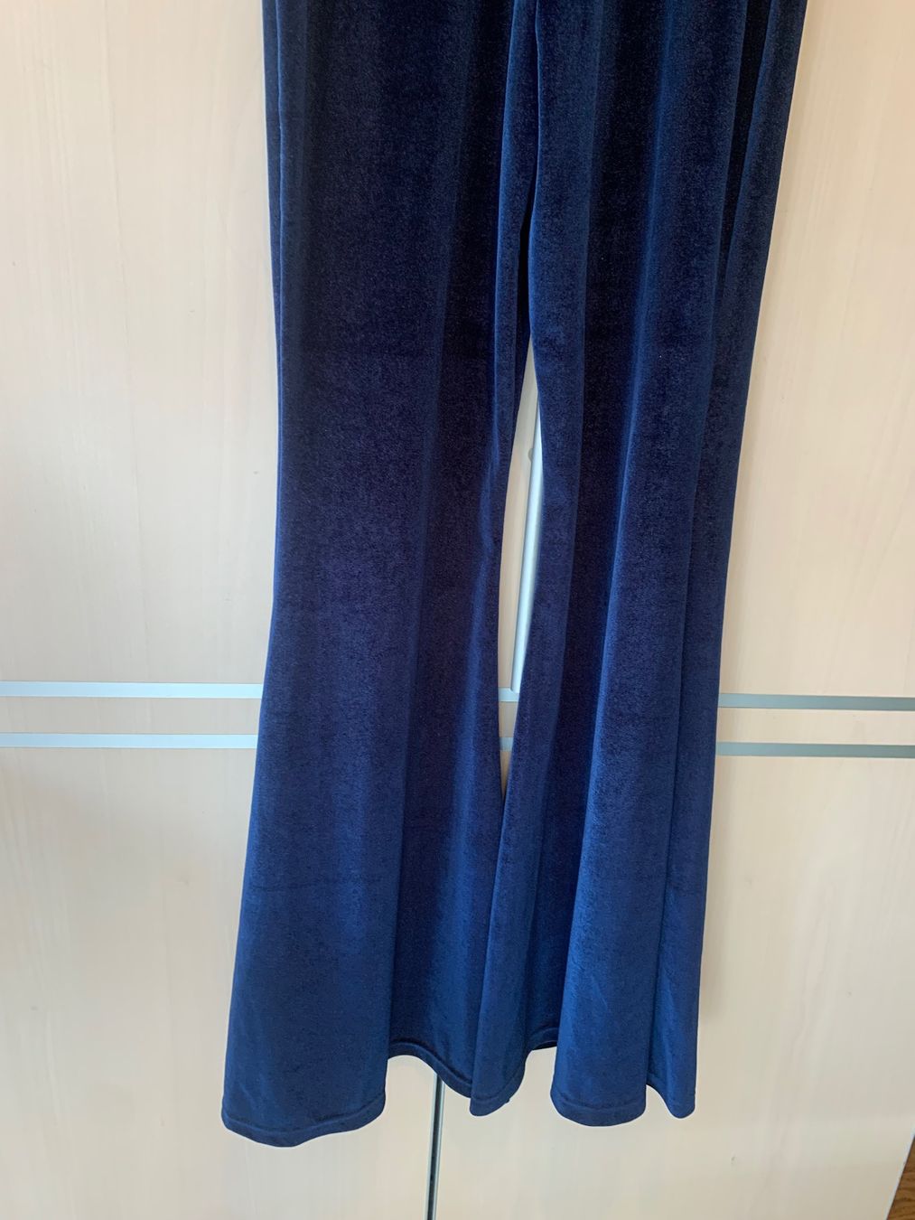 Tute: Samt Jumpsuit in dunkelblau, Gr. S – Usato da Rosshäusern venduto da MiJoDoOl 5