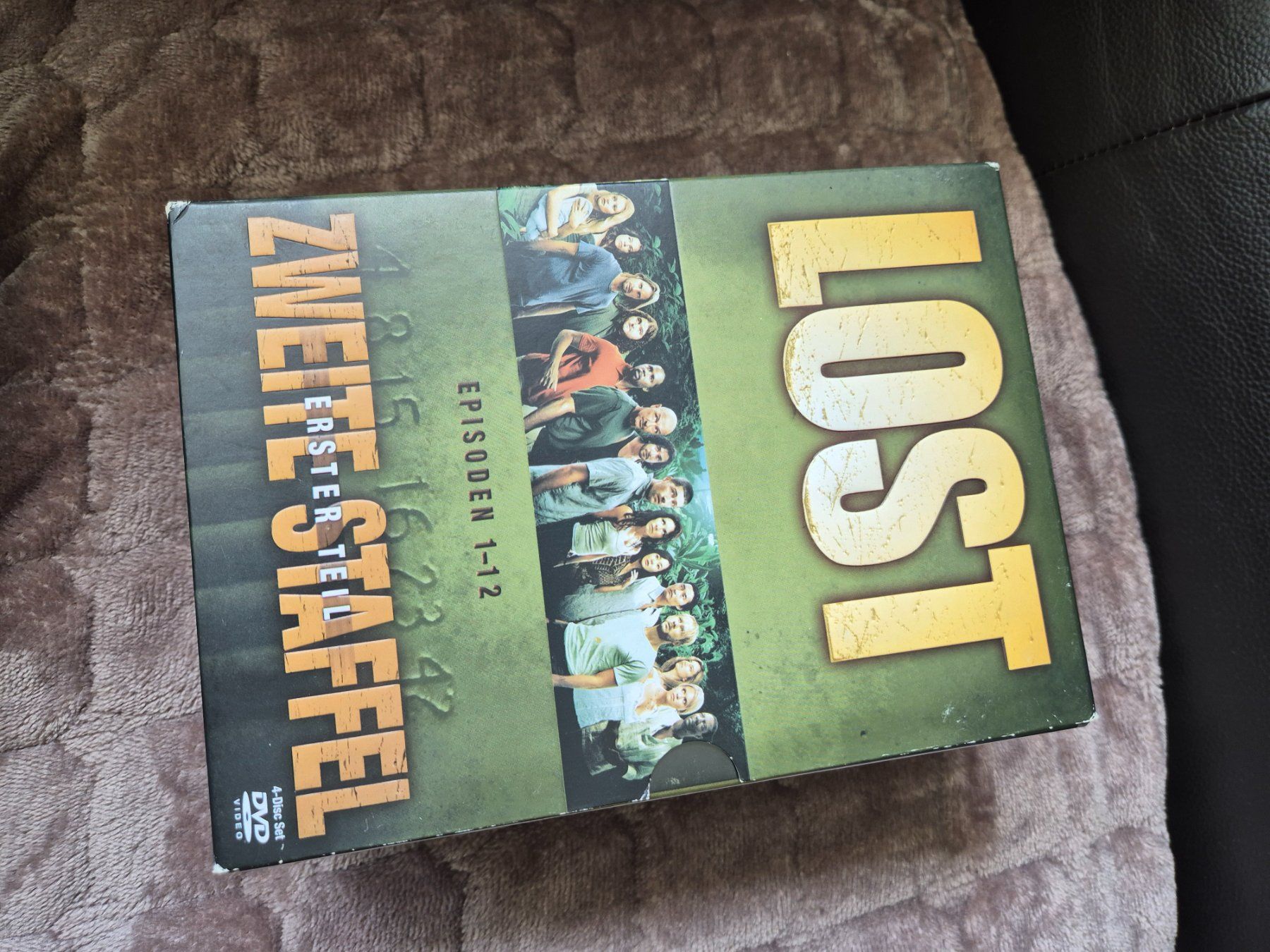 Tutti i DVDs: LOST DVD-Box, Staffel 1-3 – Usato da Zürich venduto da M0ZA 5