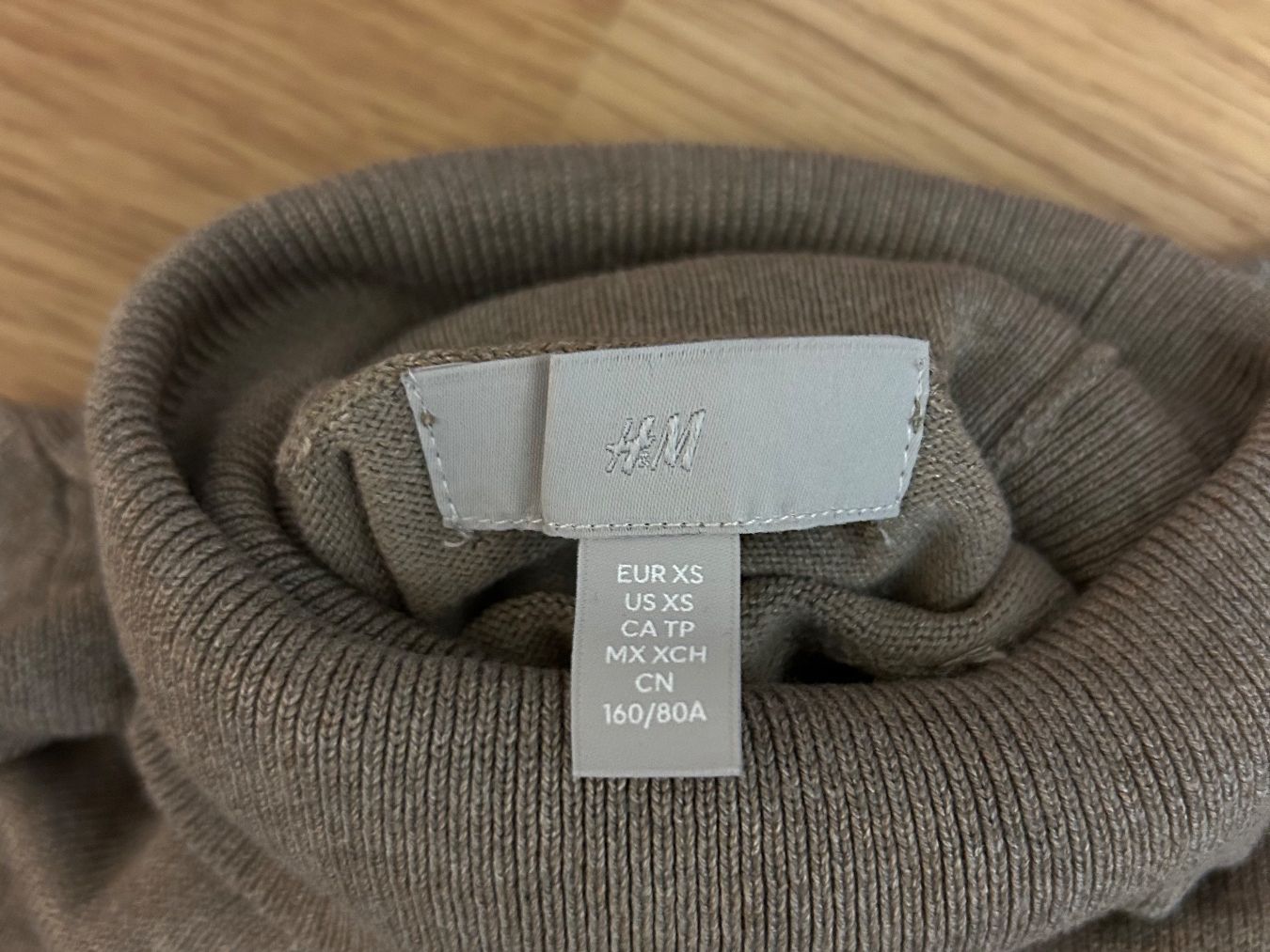 H&M Maglioni & Felpe: H+M Pulli Gr.XS Damen – Usato da Birsfelden venduto da Pearl10 2