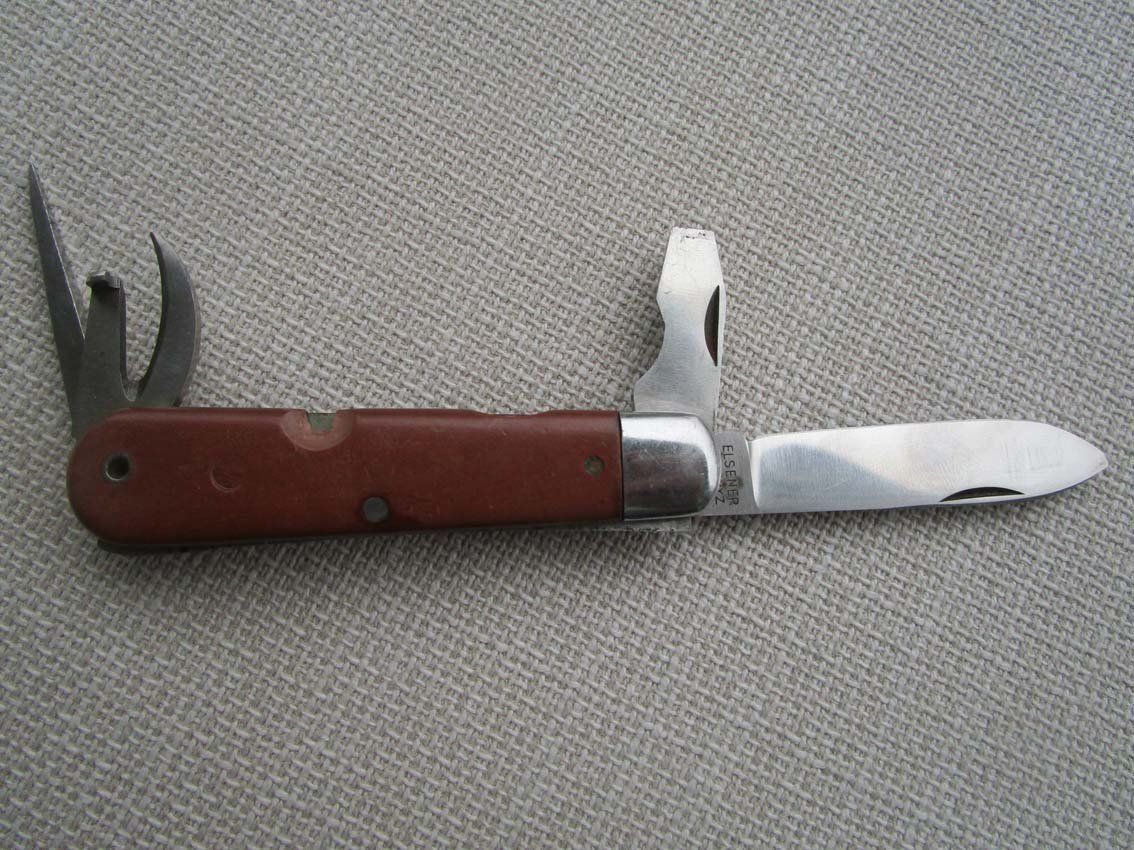 Armée suisse Couteaux de poche: Militärmesser Elsener 1954 – D'occasion à Arlesheim par Prohof 2