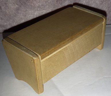 Giocattoli: Puppenstube Möbel Bank mit Deckel – Nuovo (secondo la descrizione) da Lutzenberg venduto da Pinschi01 3