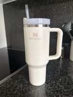 Stanley Quencher Trinkbecher 1.18L beige