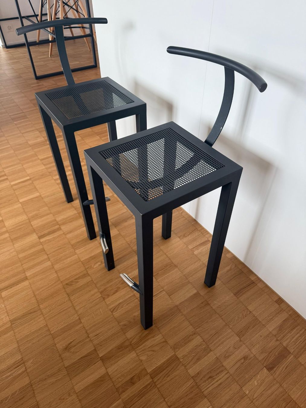 Sgabelli: Sarapis-Barhocker von Designer Philippe Starck – Usato da Zofingen venduto da cos_7jnw 2