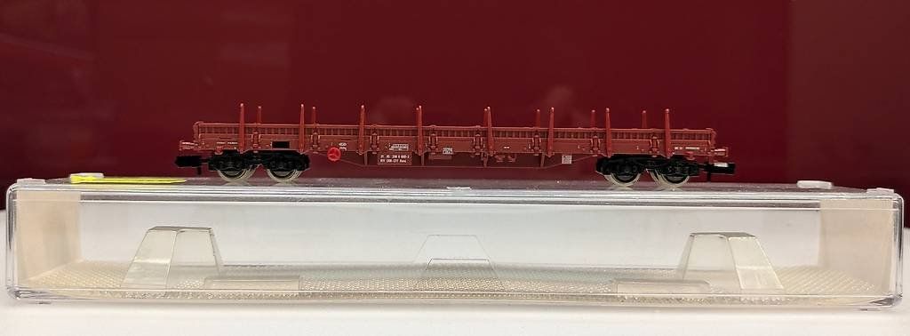 Fleischmann Modellini di ferrovie: Spur N Rungen-Flachwagen – Usato da Reinach BL venduto da angus74 1