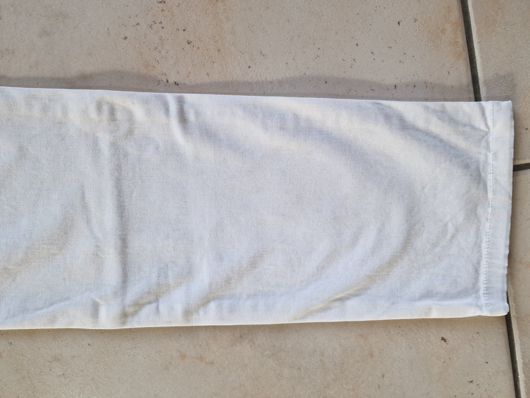 Jeans: Jeans weiss Freesol 32 – Usato da Falera venduto da Fudax 2