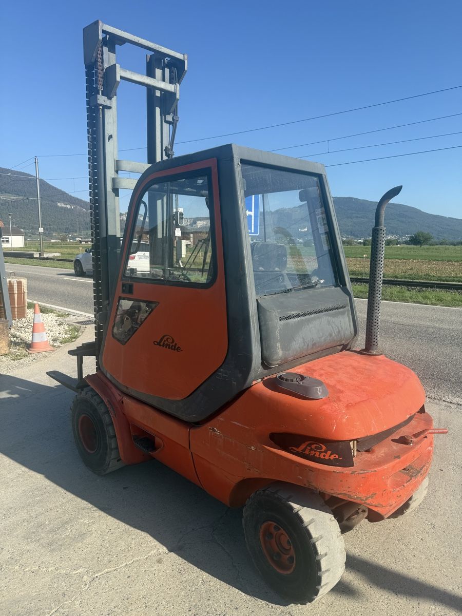 Linde Carrelli elevatori e a forche: Stapler Linde H30 – Usato da Niederbipp venduto da baggerch 2
