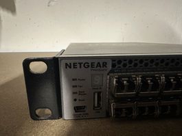 Netgear M4300-12X12F 10G Managed Switch + 11 SFP + Rack-Kit