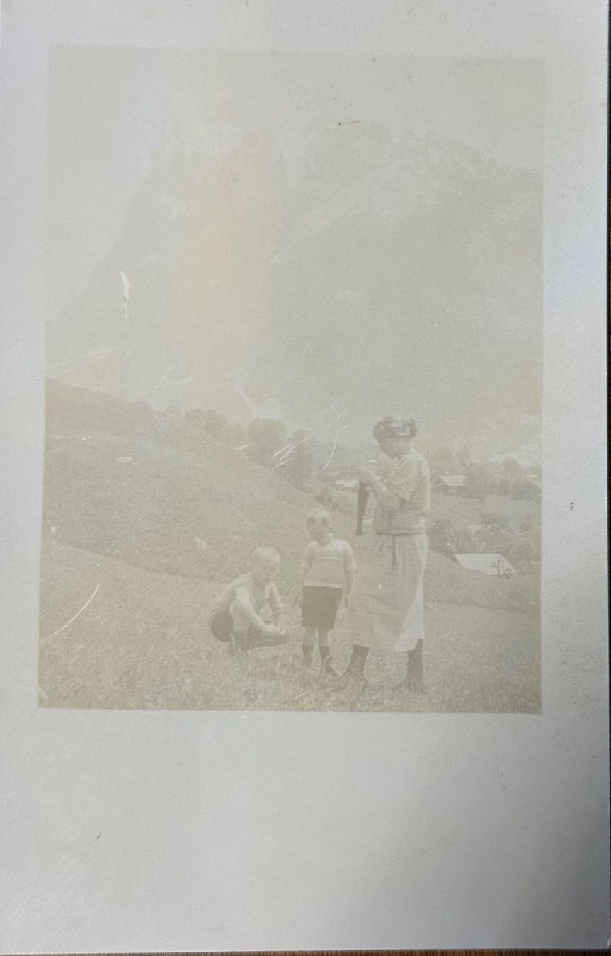 Cartoline postali: Grindelwald BE Vue montagnes – Usato da Biasca venduto da Blenio71