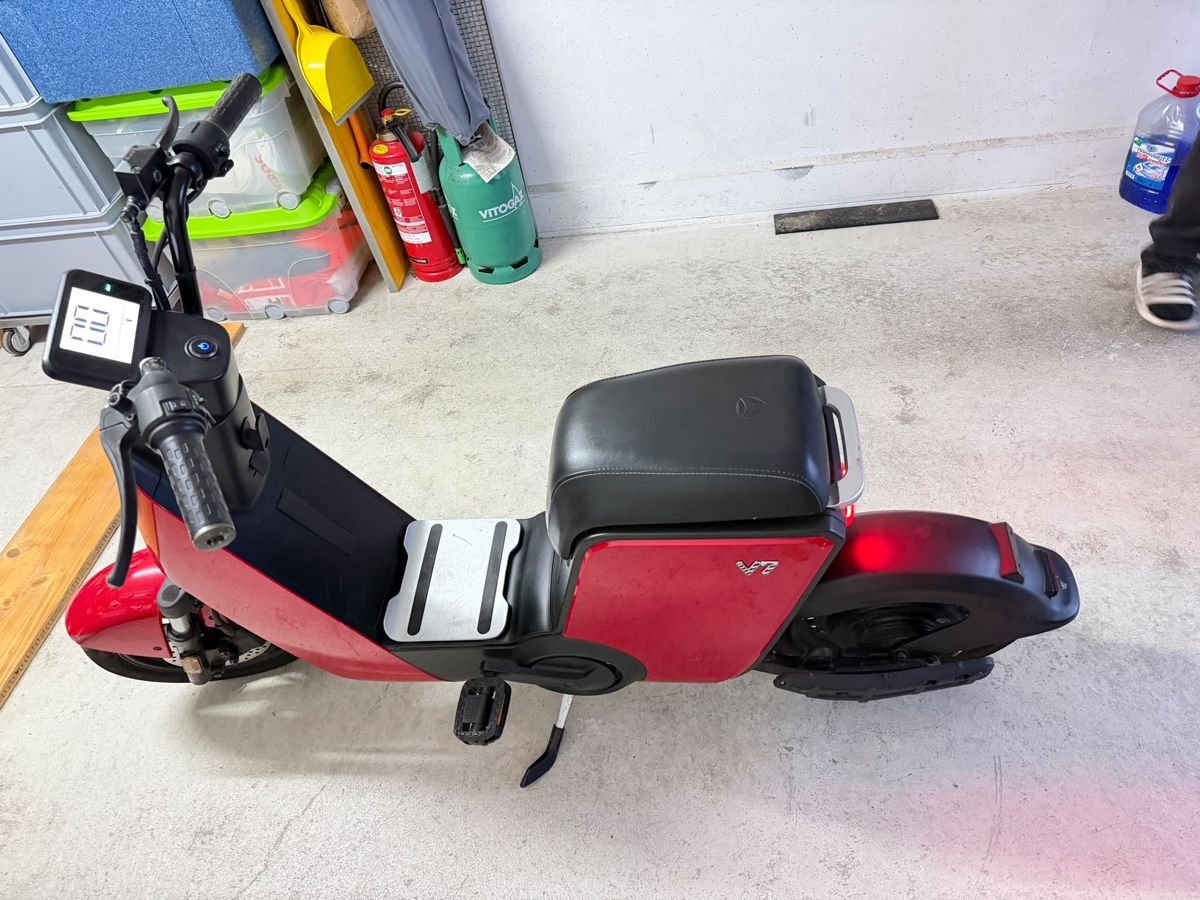 Veicoli elettrici: YADEA V7 (E-Roller) – Usato da Basel venduto da C.Henggi 1