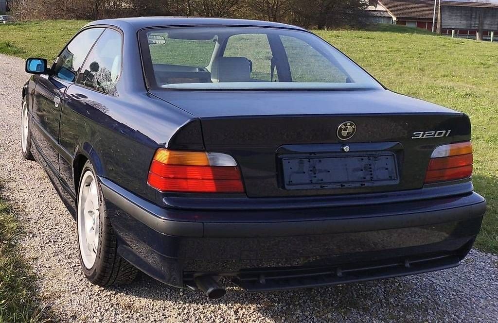 Autos: E36 320i Coupe Automatic 6-Zylinder  – D'occasion à Frauenfeld par Dominic_69 1