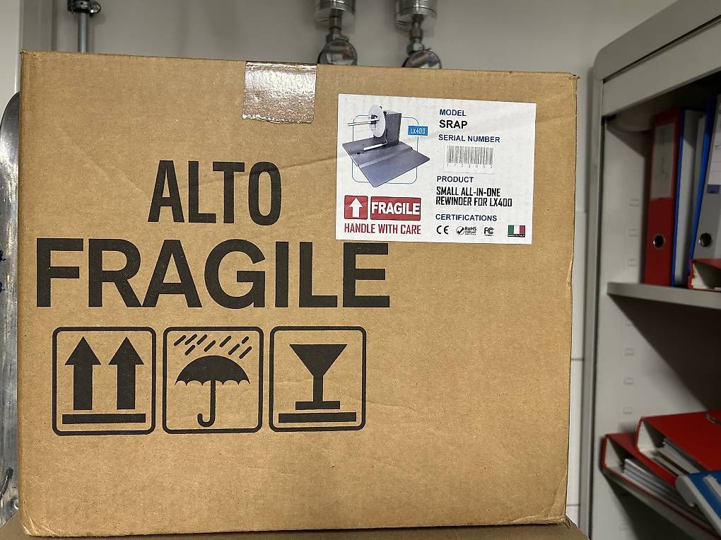 Tutti gli attrezzi: Etikettierer und Aufroller Primera AP360e – Usato da Wettingen venduto da GMB1 2