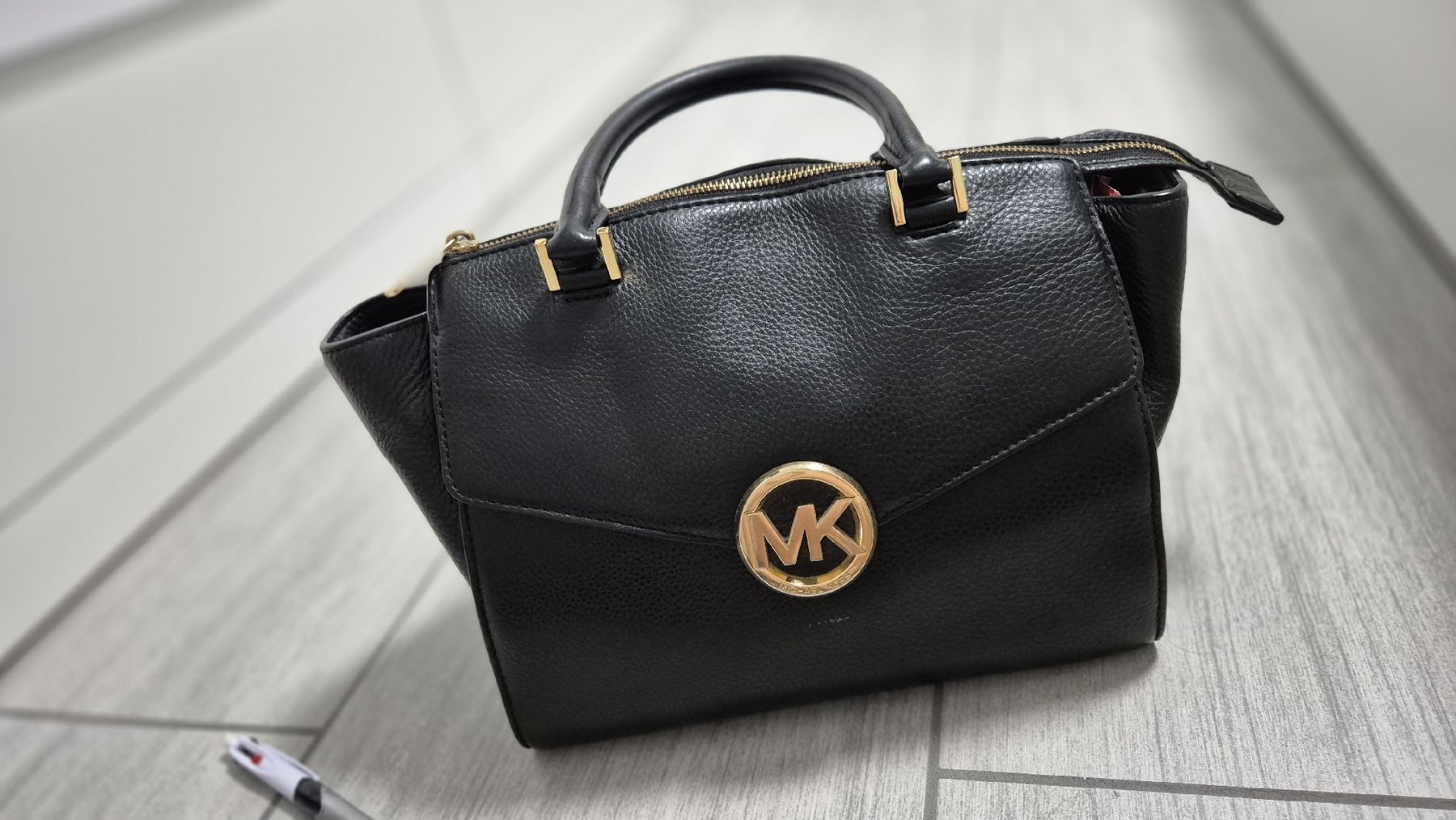 Michael Kors Borse da donna: Borsa Michael Kors nera, come nuova! Elegante e pratica. – Nuovo (secondo la descrizione) da Riazzino venduto da RagusaM