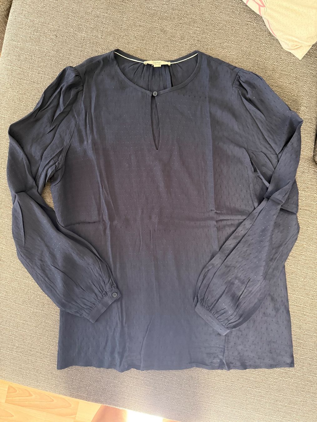 Esprit Camicette: Bluse von Esprit, Gr. 38 – Usato da Wettingen venduto da Clodle81