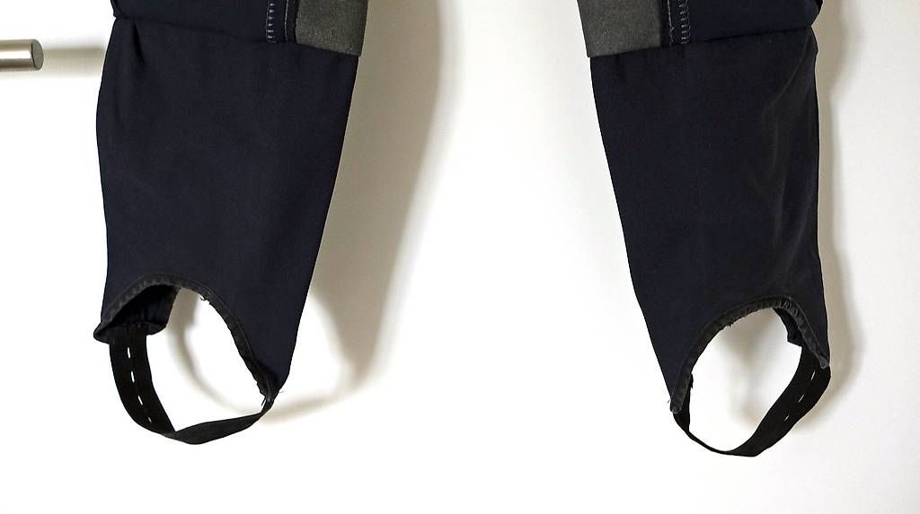 Pantaloni: Damen Jodhpurreithose navy/grau – Usato da Cham venduto da paradora 3