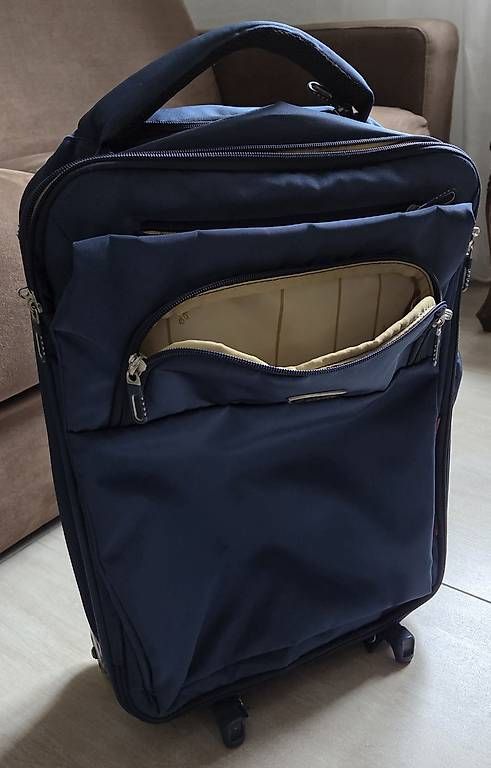 Altro in Aeronautica: Trolley cabina Dielle blu  leggero e pratico – Usato da Locarno venduto da bru_st25 3