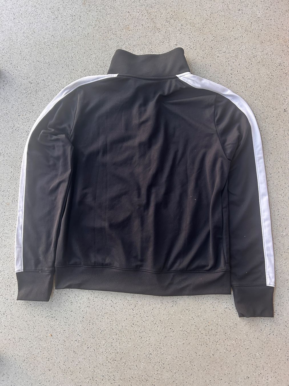 Under Armour Jacken: Under Armour Trainingsjacke – Gebraucht aus Bern von 44RewornHunter 1