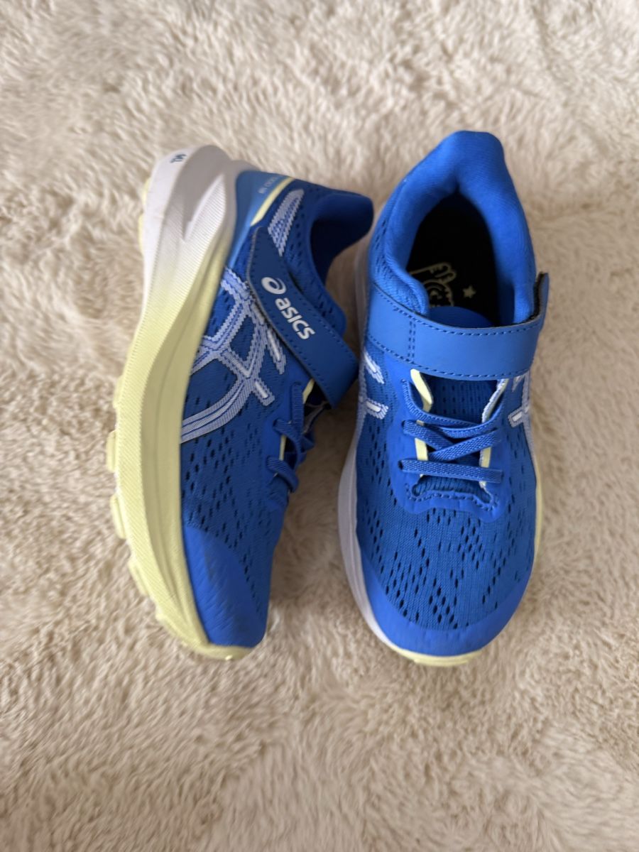 Asics Scarpe per ragazzi: Asics Kinder Laufschuh  – Usato da Zürich venduto da Sebi.063 2