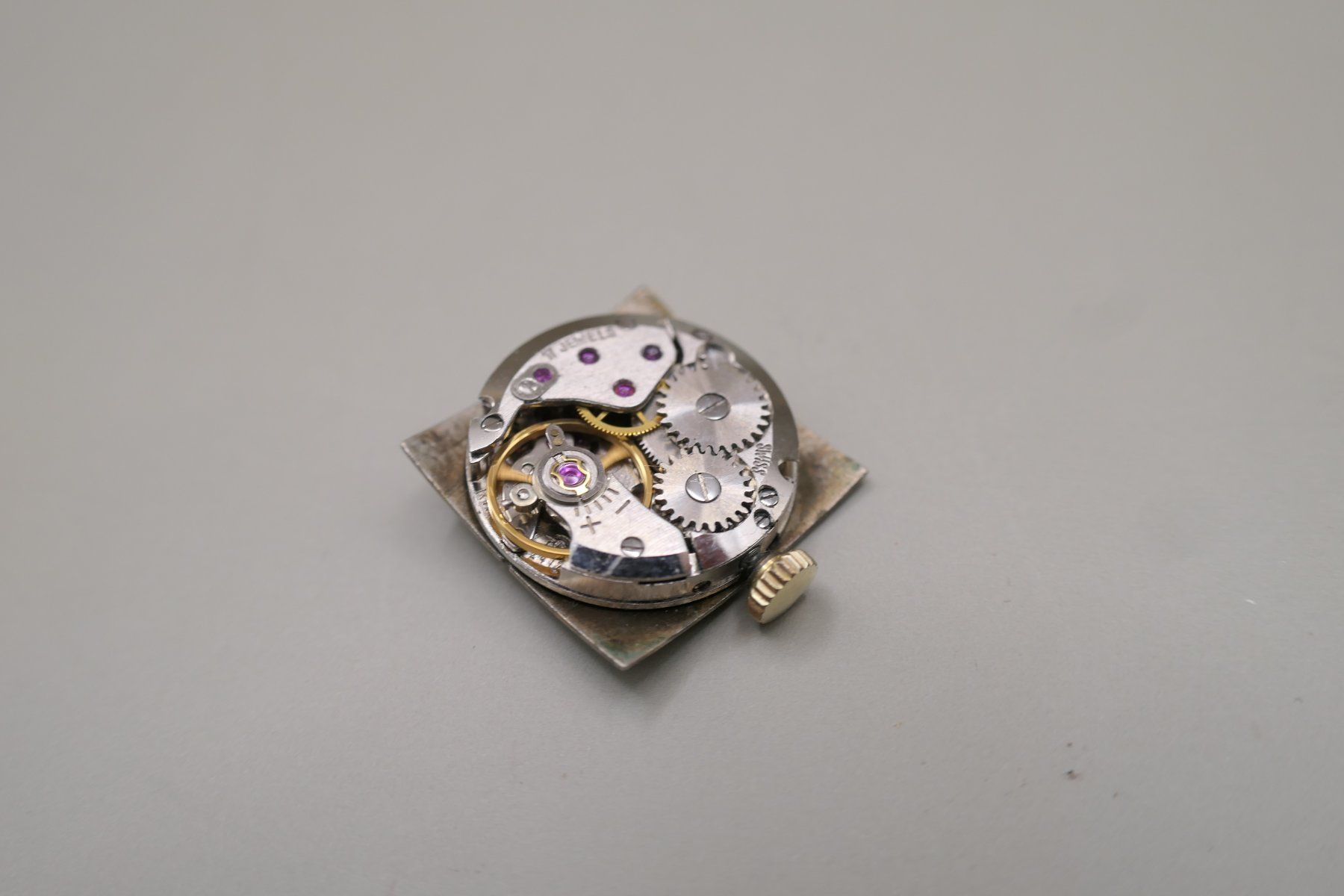 Orologi: Urech Damenuhrwerk, funktioniert – Usato da Thun venduto da CHRONOTIKA 2