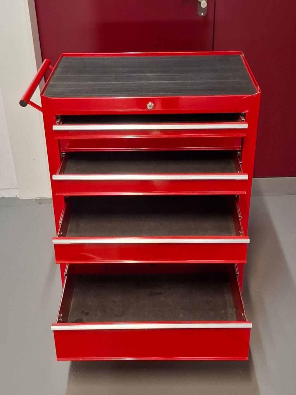 Korpus: Servante à outils rouge 7 tiroirs sans clés – Gebraucht aus Villars-Ste-Croix von pau_8fls 2