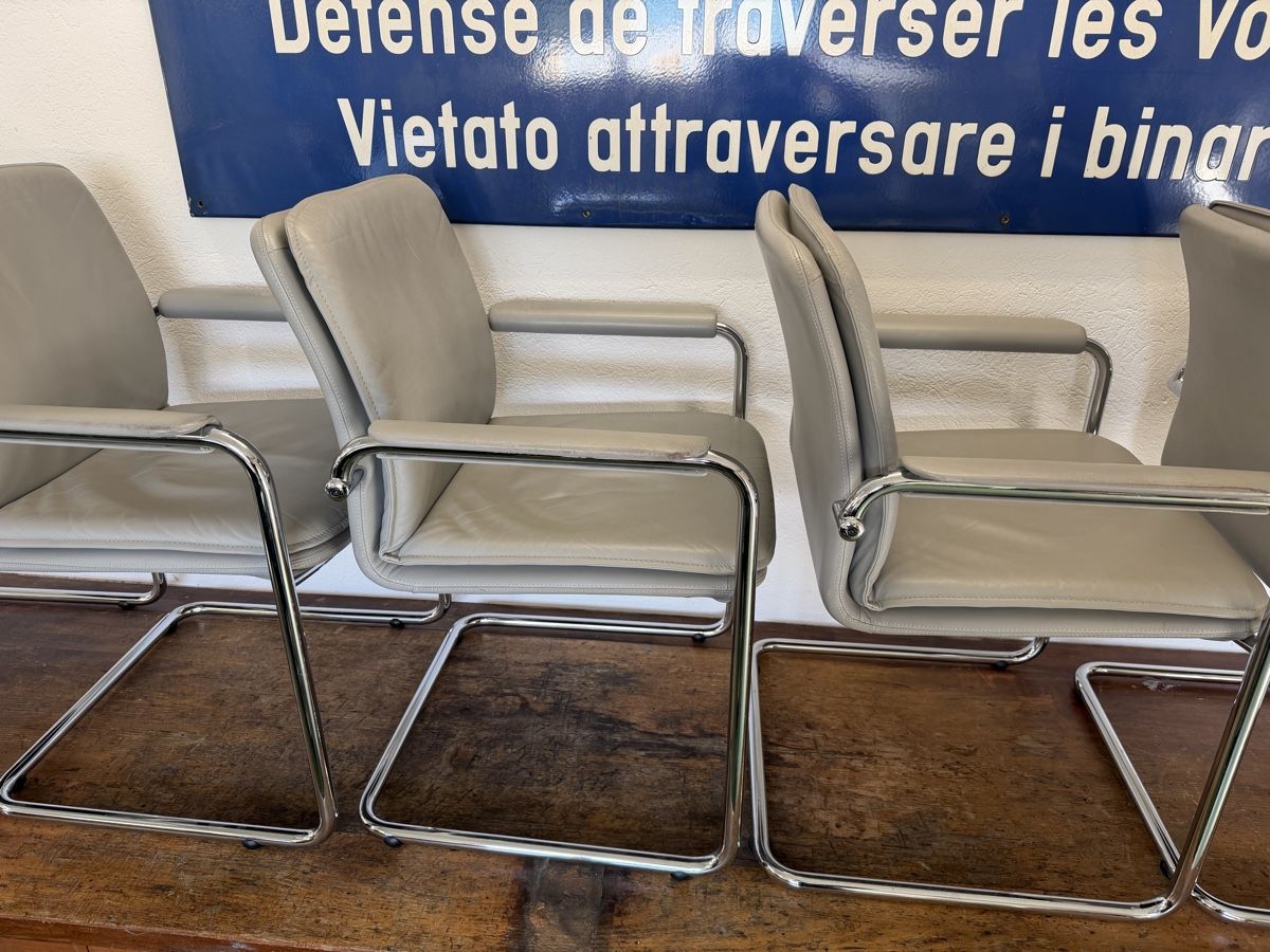 Sedie: Freischwinger echt Leder 6 Stück Stühle – Usato da Rüegsbach venduto da Tinus3418 4