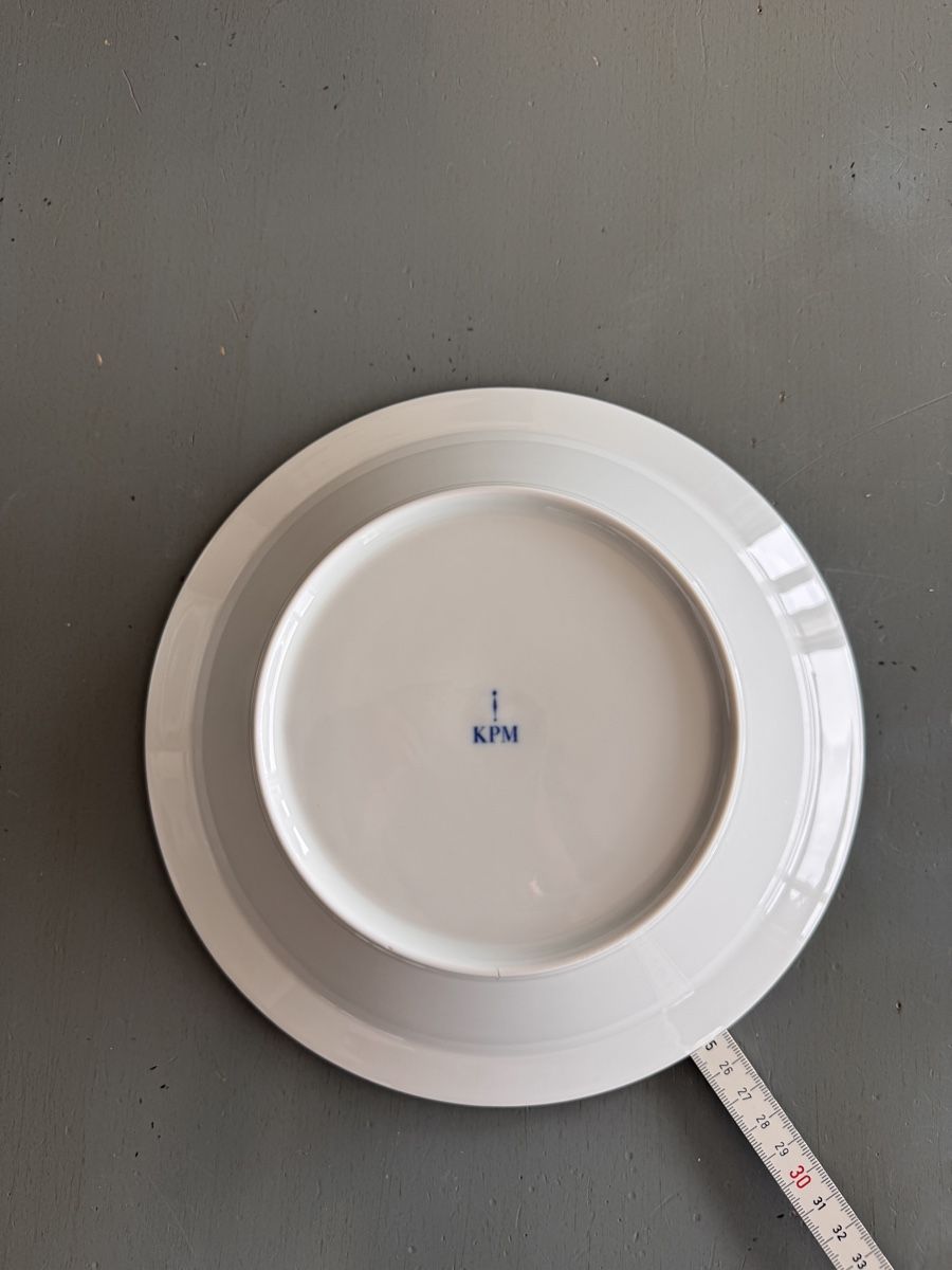 KPM Piatti: 10 KPM Soup or Salad Plates – Nuovo (secondo la descrizione) da Zug venduto da Arina2 1