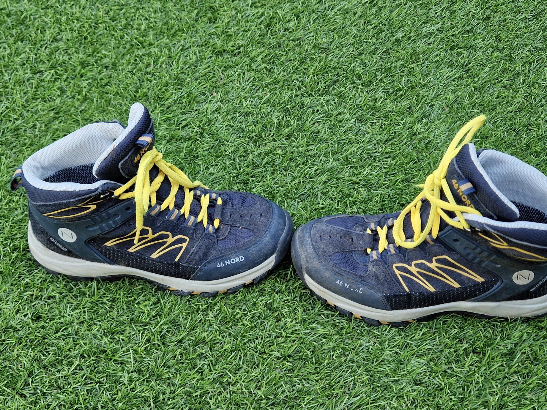 46 Nord Herrenschuhe: Wanderschuhe 46 Nord Grösse – Gebraucht aus Galgenen von Sisipus