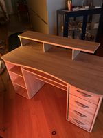 Bürotisch