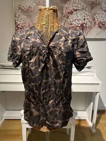 Seidenbluse, 34