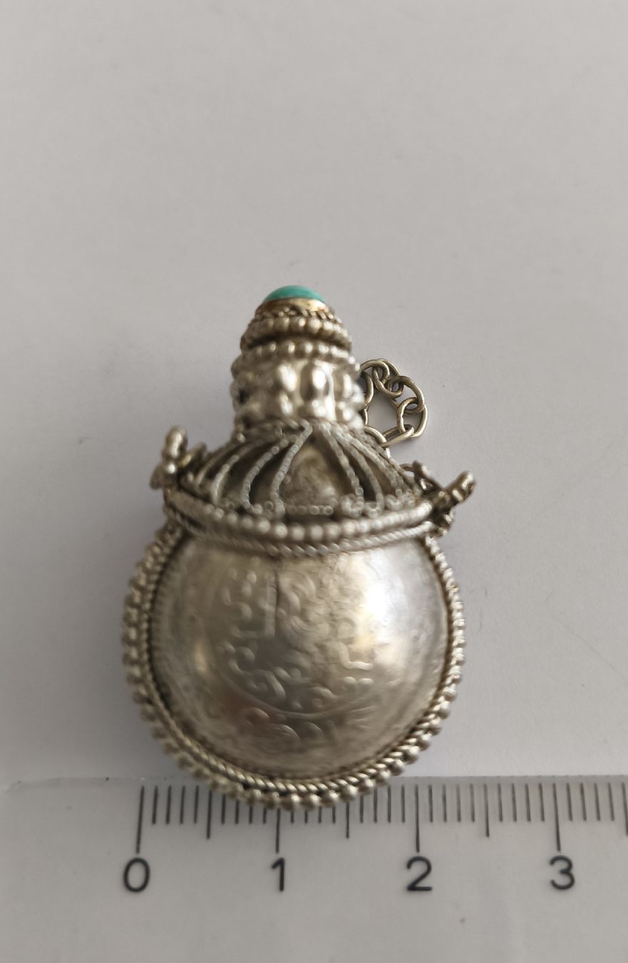 Flacons: Antik  Tibet Tabak- Opium- Fläschchen echt Silber – Gebraucht aus Menziken von Mirager 6