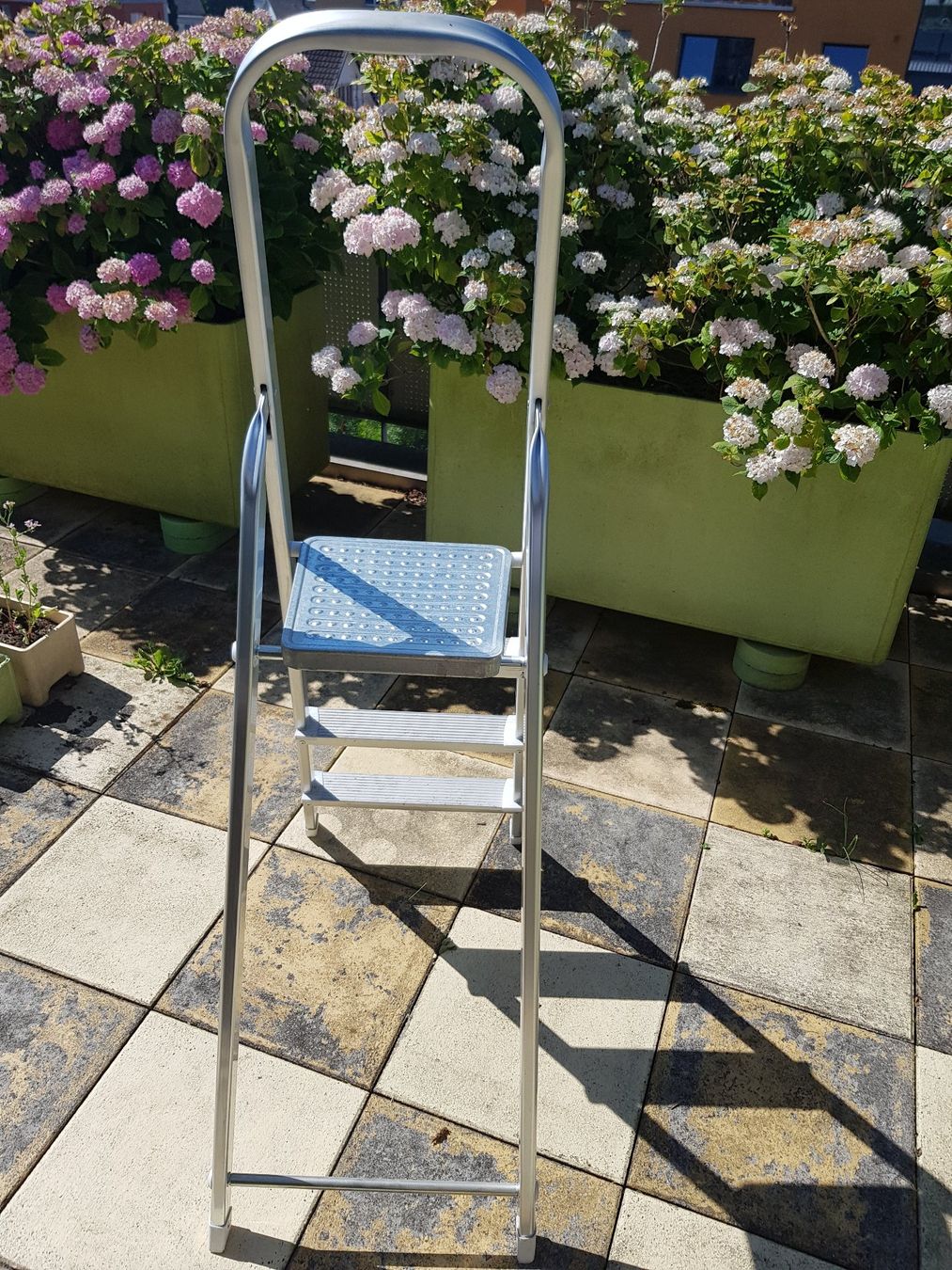 Scale: Haushaltleiter Aluminium mit 4 Tritten – Usato da Jona venduto da dampfnuggi 2