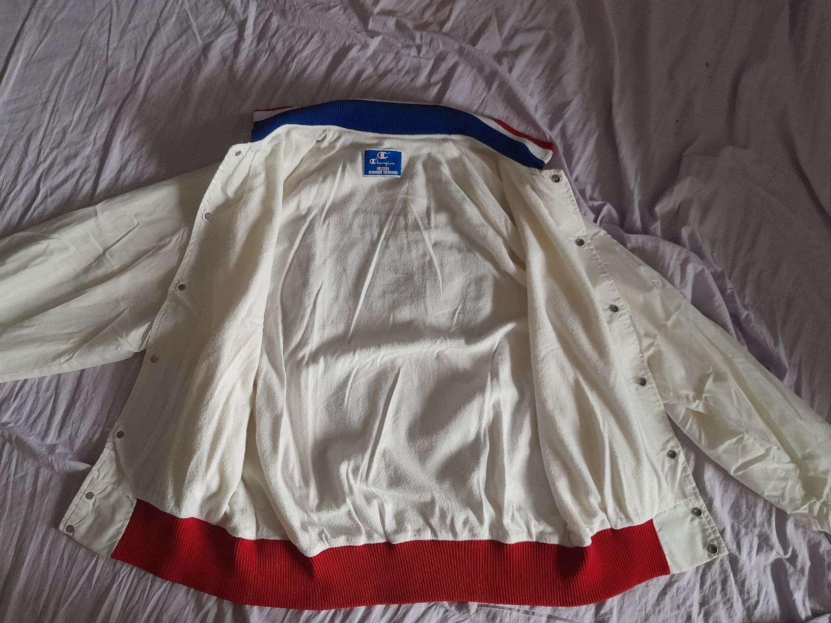 Champion Giacche: veste Champion taille L – Usato da Genève venduto da ang_fd8z 4