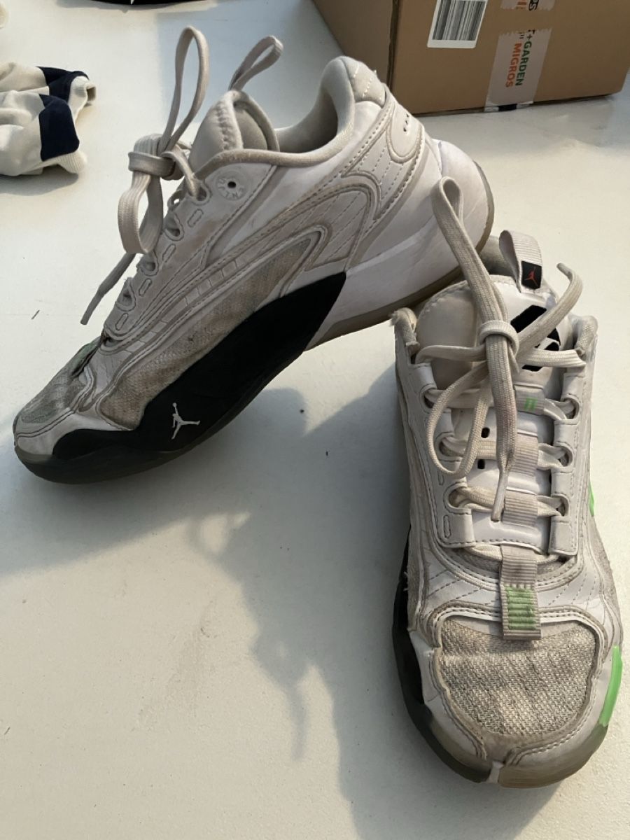 Nike Scarpe da uomo: Jordan Max Aura 3 Gr.37.5 Sneaker – Usato da Olten venduto da uhluh