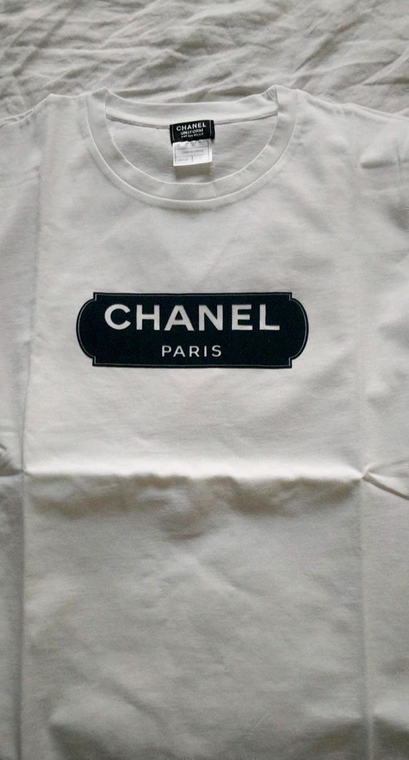 Chanel T-shirt: Chanel T-Shirt NEU – Nuovo e nell'imballaggio originale da Zürich venduto da NNK28 2