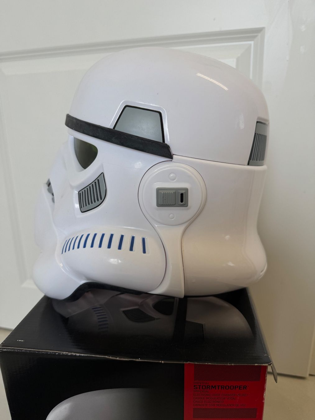 Hasbro Giocattoli: Casque électronique Stormtrooper Hasbro – Usato da giffers venduto da sev_c9x9 1