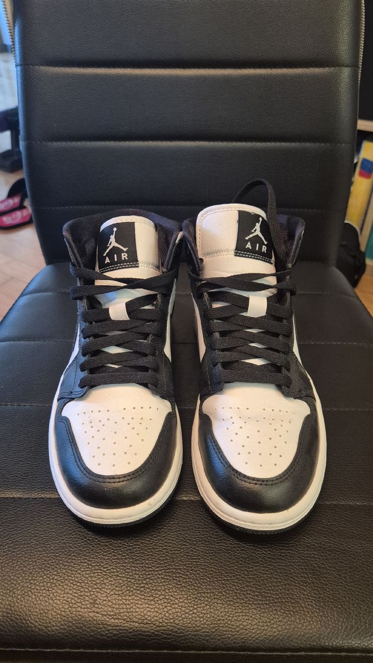 Damenschuhe: Jordan 1 Mid Black White EU 37.5 – Neu (gemäss Beschreibung) aus Luzern von damienglinel 2