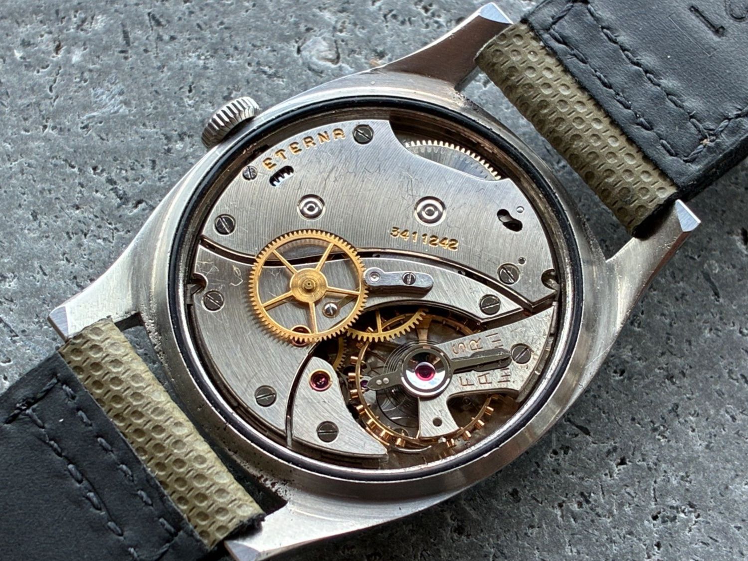 Eterna Orologi: ETERNA WW2 MAJETEK CZECH AIR FORCE – Usato da Beinwil am See venduto da watchfever 4