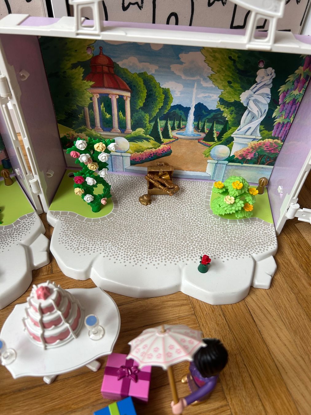 Playmobil Spielzeuge: Playmobil valise anniversaire royal – Gebraucht aus Malleray von Keimy32 3