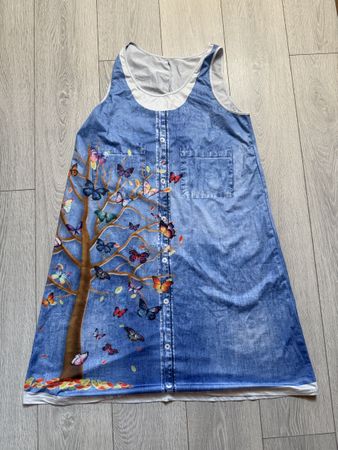 Robe sans manches motif arbre papillons taille M état neuf