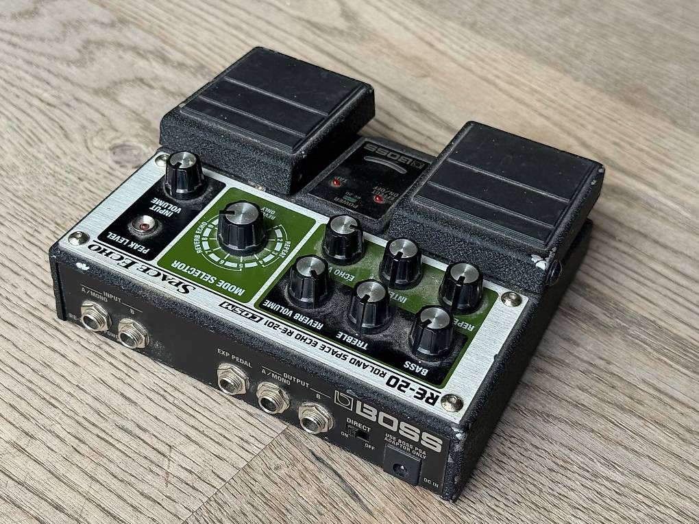 Strumenti musicali: BOSS RE-20 Space Echo – Usato da Cormondrèche venduto da PerretGuillaume 1