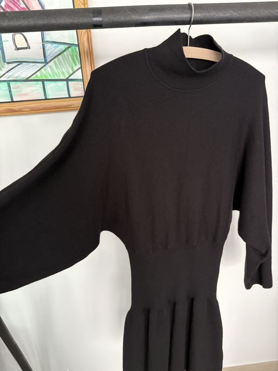 Zara Kleider: Robe hiver ZARA – Gebraucht aus Vésenaz von ilomd 1