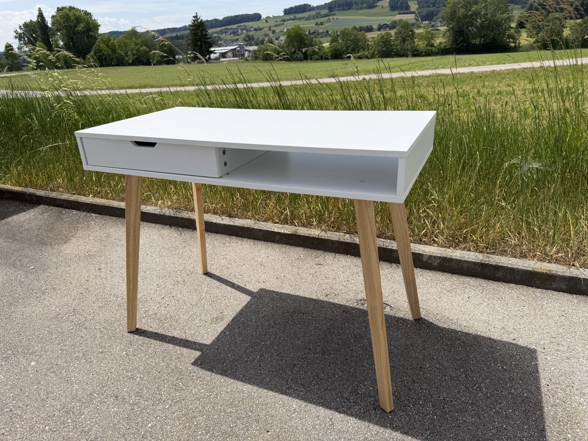Scrivanie: Bürotisch – Usato da Triengen venduto da ragart