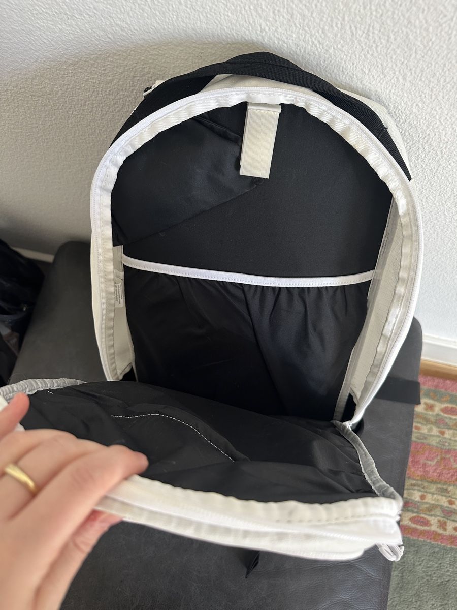 Dakine Zaini: Dakine Rucksack (Heli Pro 20) – Usato da Bern venduto da lynn.piccolruaz 4