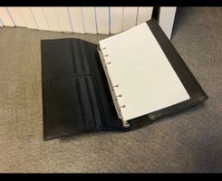 Eleganter Organizer Lederlook schwarz, neuwertig