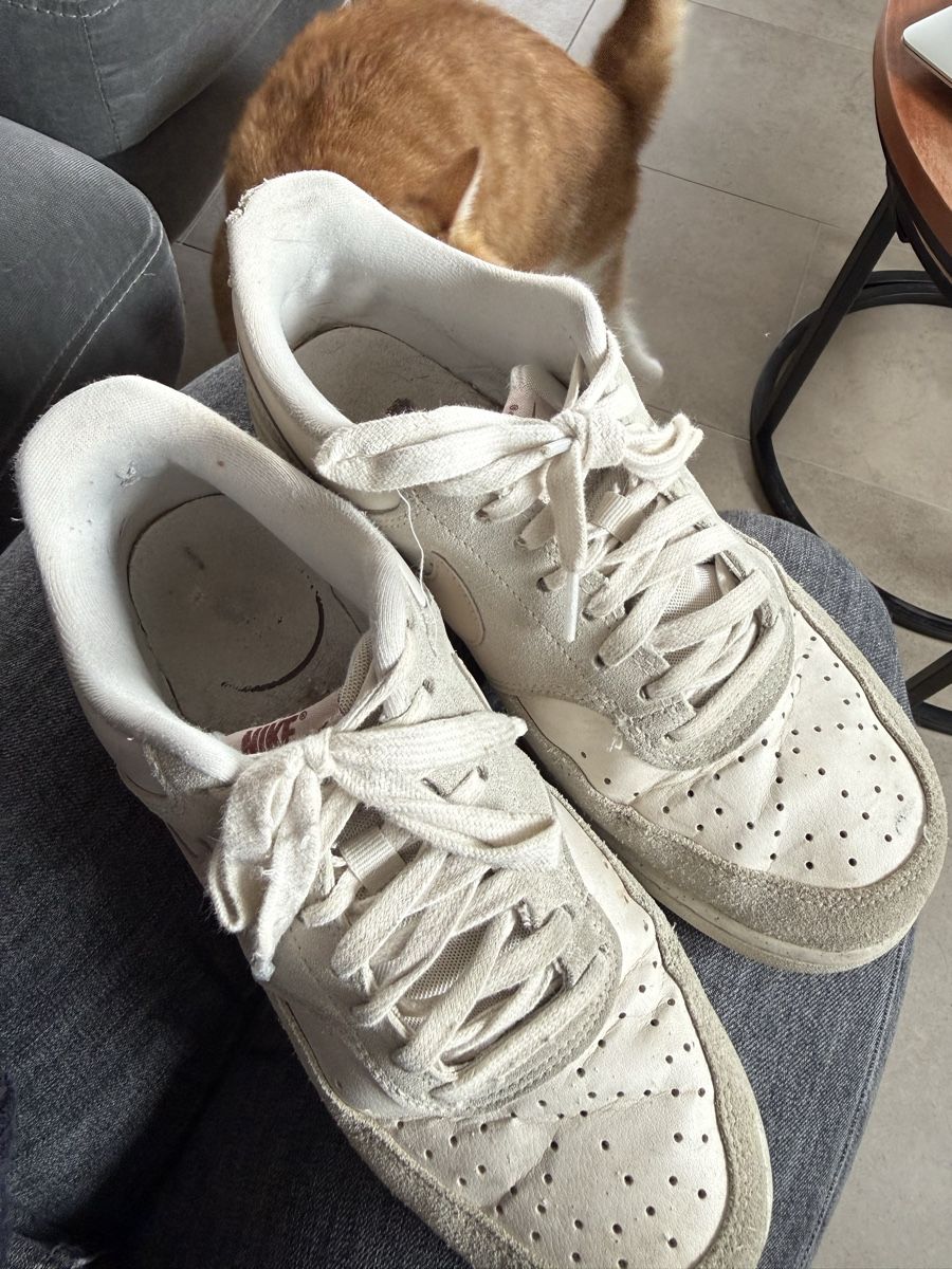 Nike Chaussures femmes: Nike Schuhe beige Grösse 40 – D'occasion à Hüttwilen par sar_8gj7 4