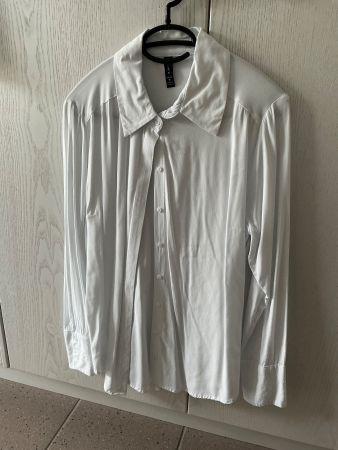 AMI Paris Bluse, weiss, Grösse M - Sommer-Sale! Top Zustand