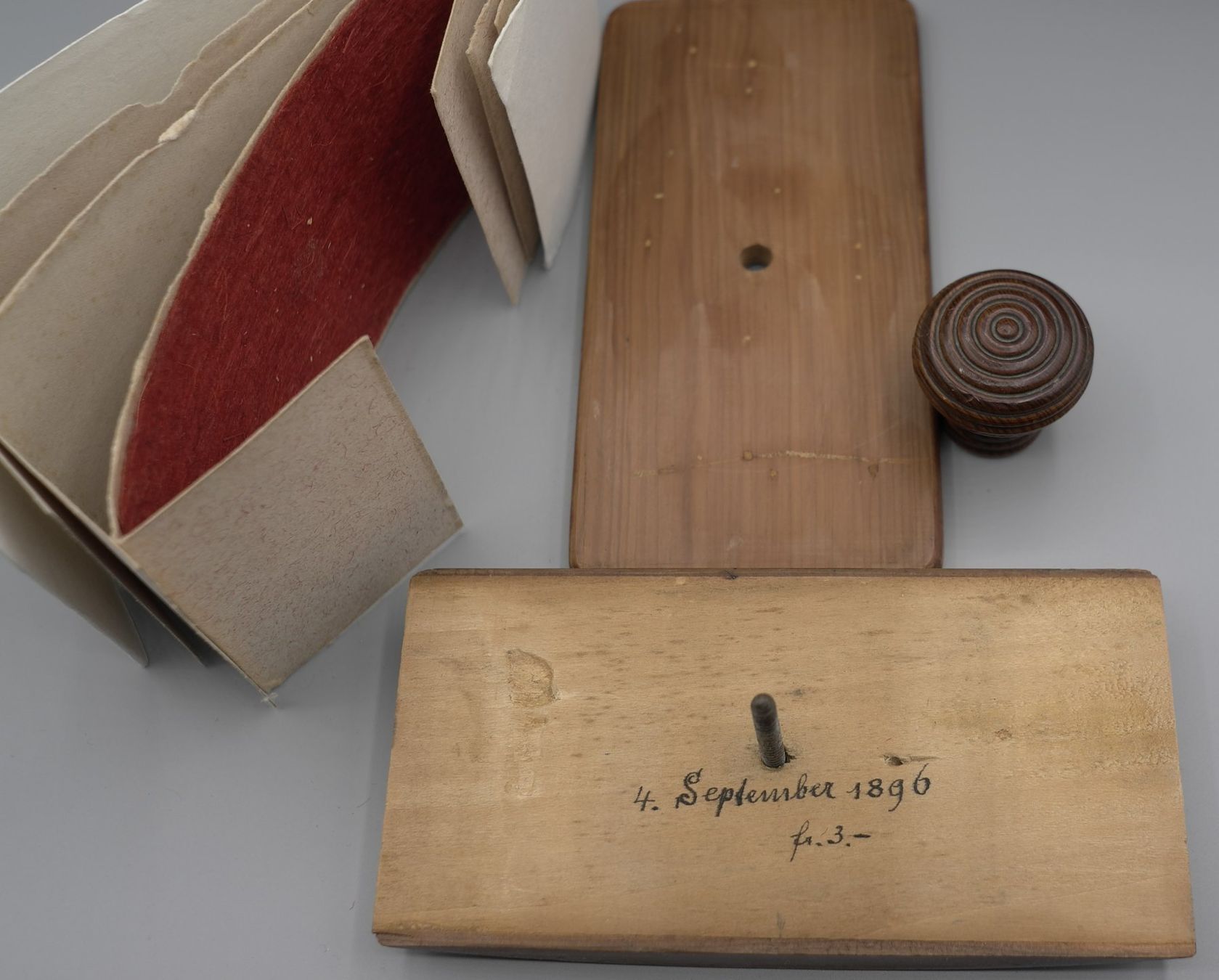 Timbri: Tampon-buvard en bois, de 1896 – Usato da Nyon venduto da WHTF 4