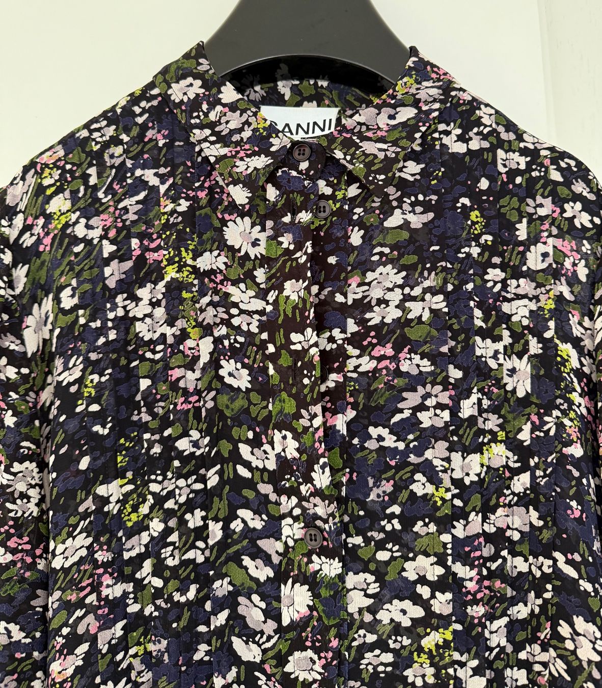 Ganni Vestiti: Geblümtes Blusenkleid von Ganni – Usato da Luzern venduto da Mamutpe 1