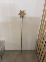 Deko-Gartenstecker mit Holzstern  gratis