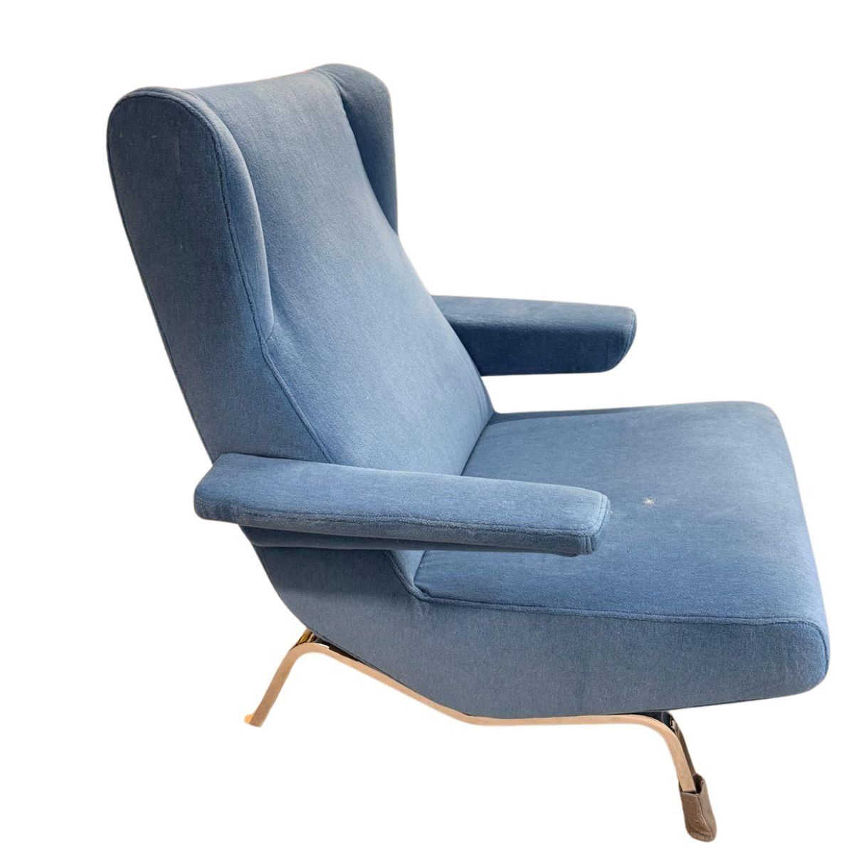 Ligne Roset Poltrone: Ligne Roset Archi Sessel + Hocker Denim Blue Microfibre – Usato da Rüschlikon venduto da Swisssuzy