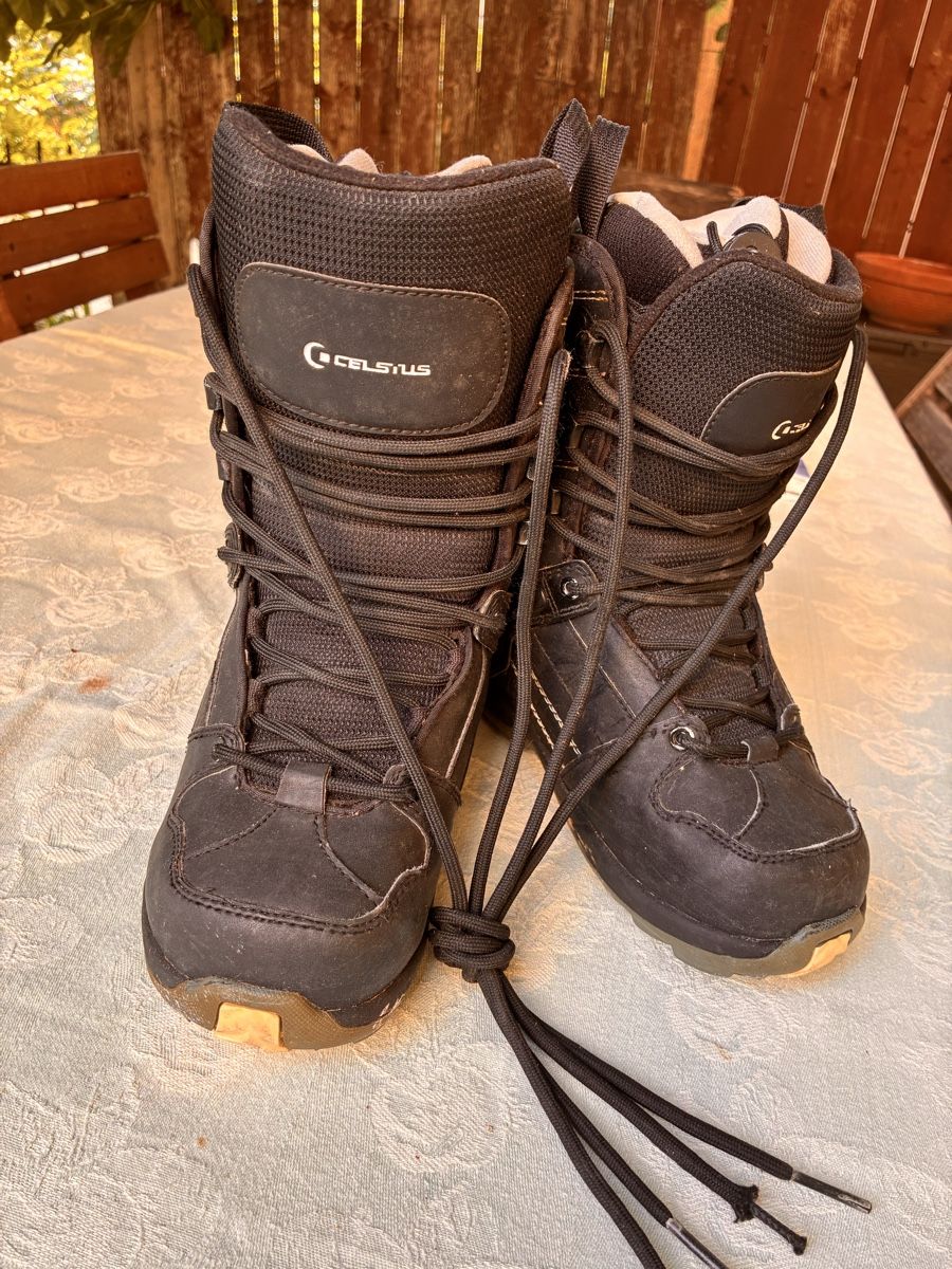 Boards: Boots snowboard  – Gebraucht aus Neuchâtel von rqml